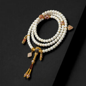 White waxwood bead bracelet