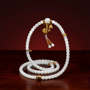 Hotan Jade and Gold Diamond Bracelet