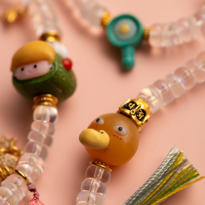 White Crystal and Gold Diamond Bracelet - 图片 4